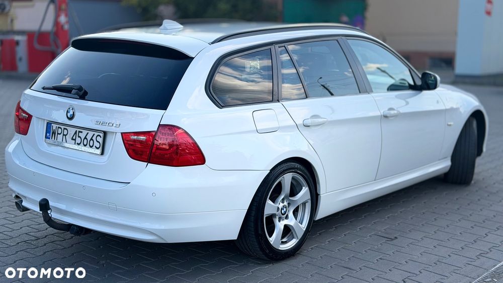 BMW Seria 3 320d - 5