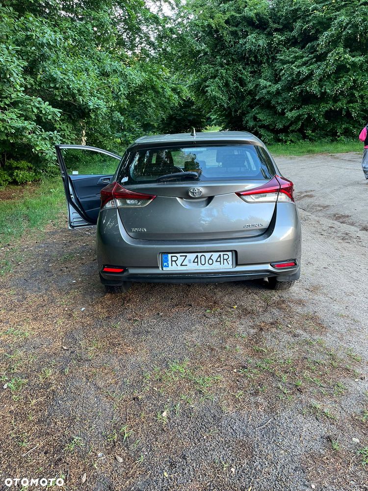 Toyota Auris 1.6 Active - 6