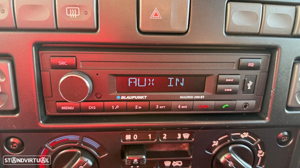 Land Rover Defender 110 DPF Station Wagon E - 26