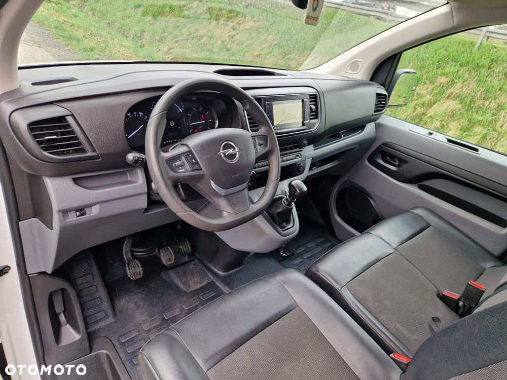 Opel Vivaro - 12
