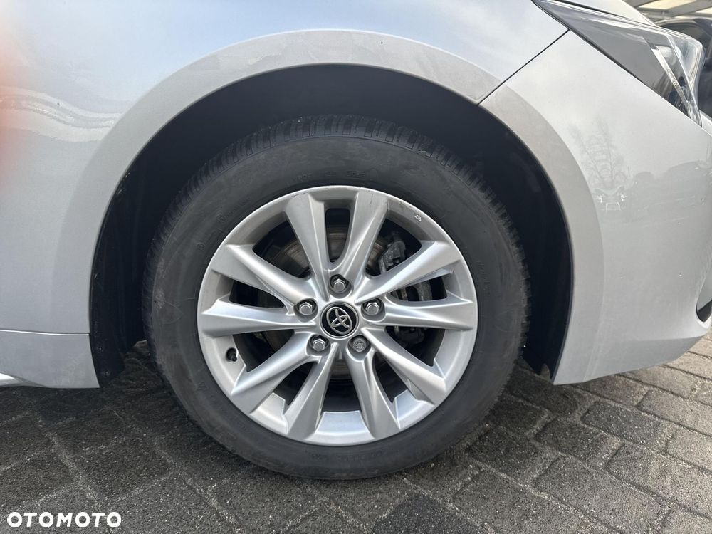 Toyota Corolla - 10