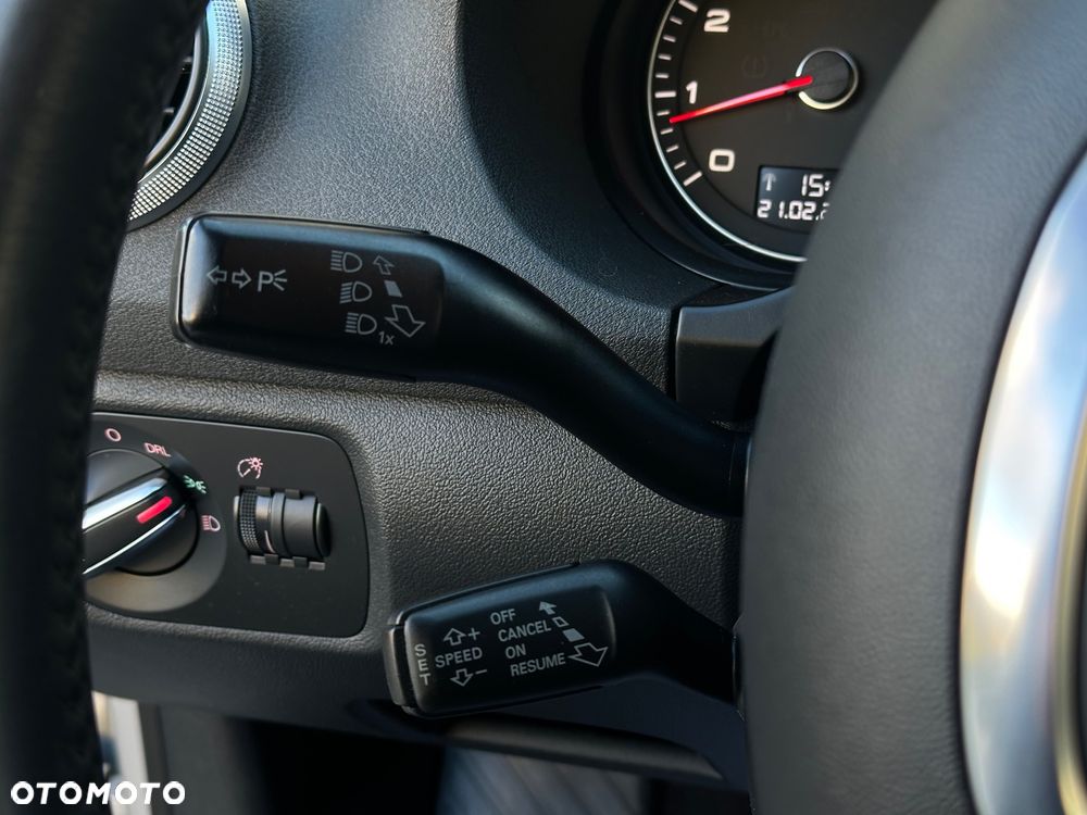 Audi A3 Sportback 1.6 S line Sportpaket plus - 20