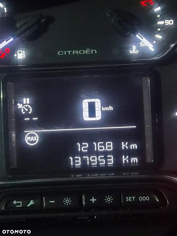 Citroën C3 Aircross 1.5 BlueHDi Shine S&S - 18