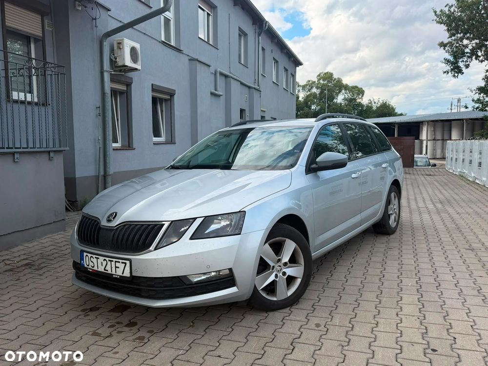 Skoda Octavia - 1