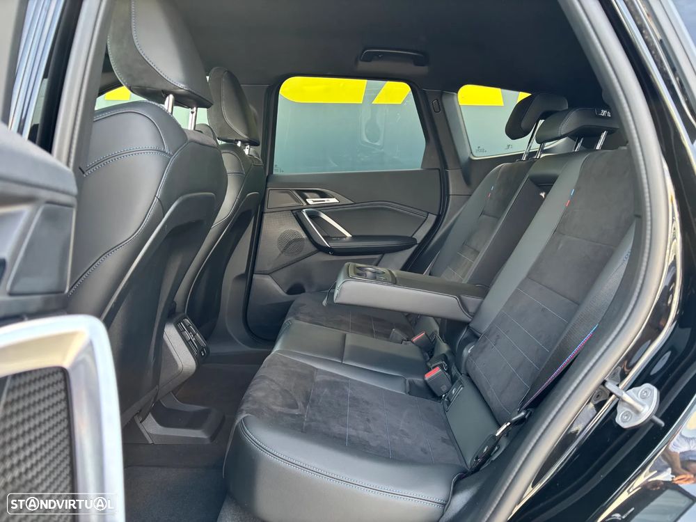 BMW iX1 eDrive20 Pack Desportivo M Pro - 13