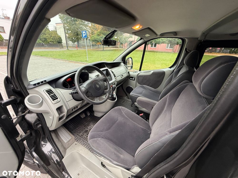 Renault Trafic - 9