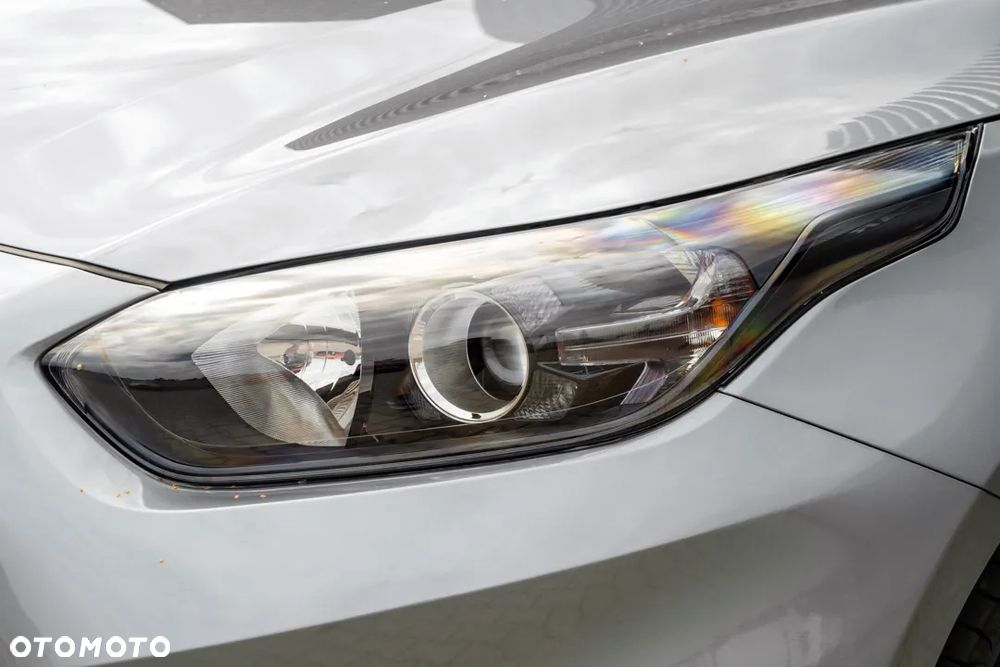 Kia Ceed 1.5 T-GDI M DCT - 4