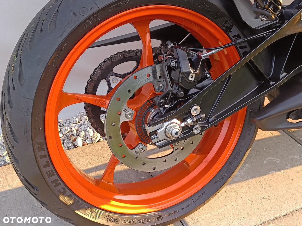 KTM Duke 125 - 22