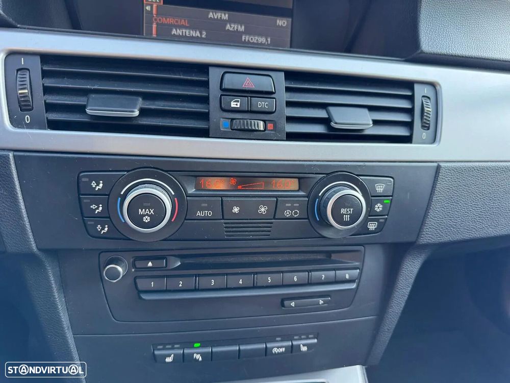 BMW 318 d Blue Performance - 29