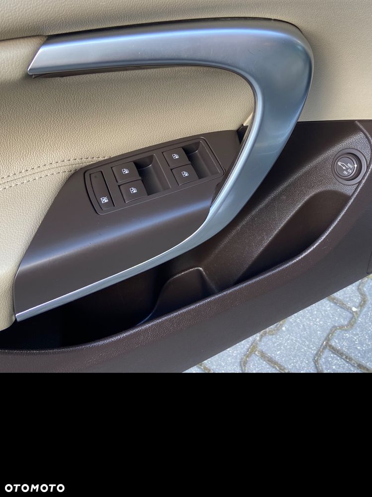Opel Insignia 1.6 T Cosmo - 22