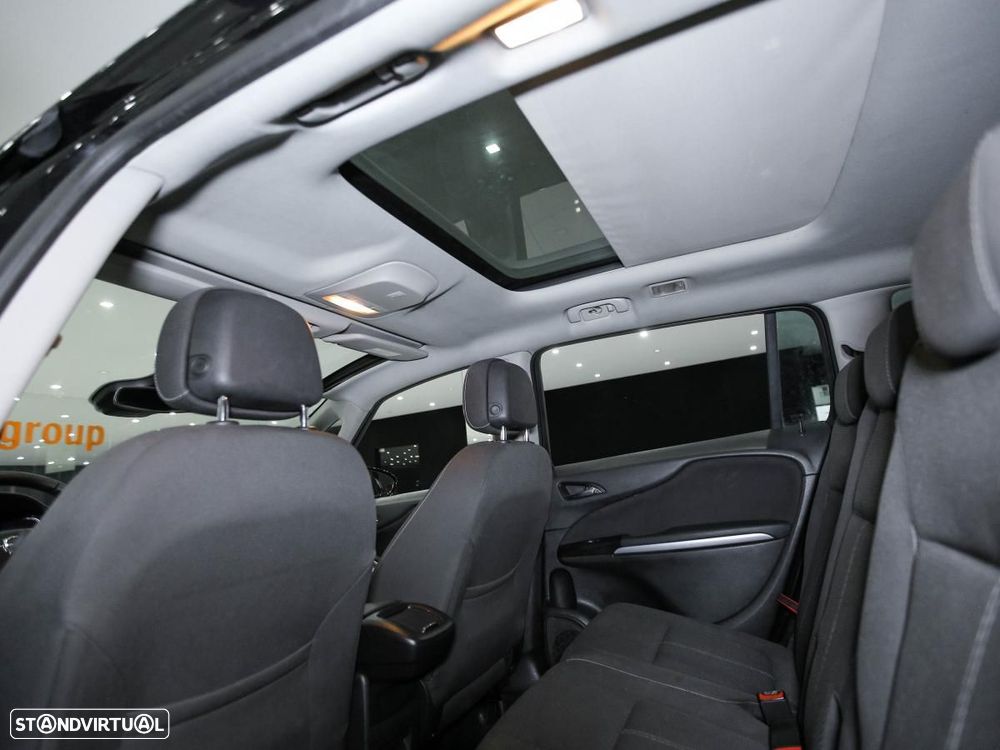 Opel Zafira - 12