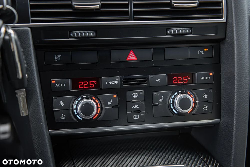 Audi RS6 ver-5-0-tfsi-quattro-tiptr - 27