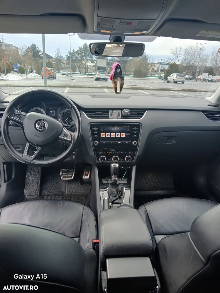 Skoda Octavia 2.0 TDI (Green tec) DSG Style - 7