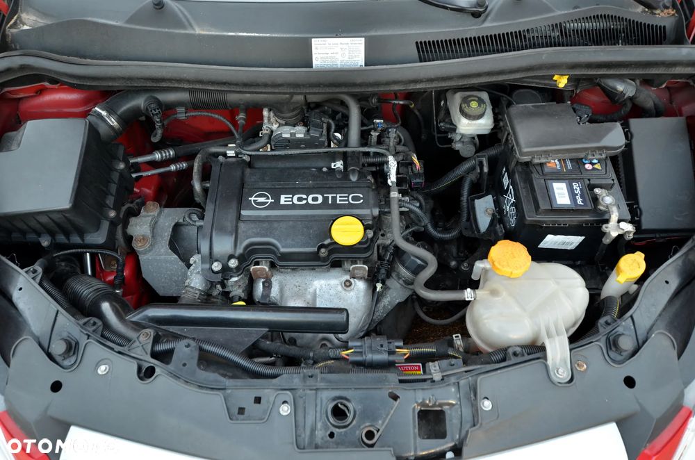 Opel Corsa 1.0 12V - 8