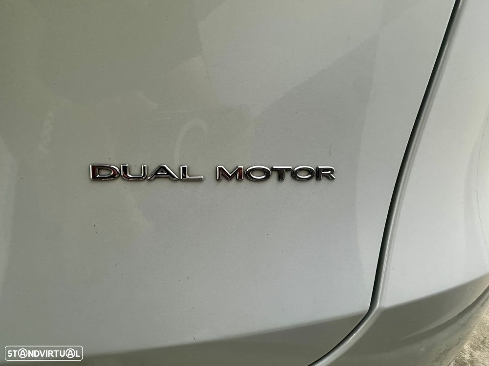 Tesla Model Y Long Range Tração Integral - 5