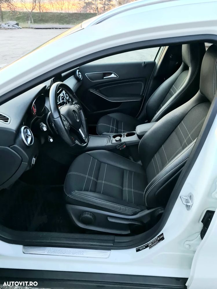 Mercedes-Benz GLA 200 d 4Matic 7G-DCT - 4