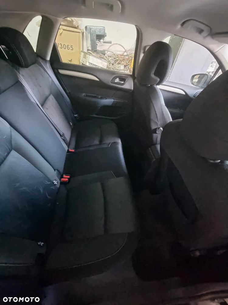 Citroën C4 e-HDi 115 ETG6 Business Class - 15