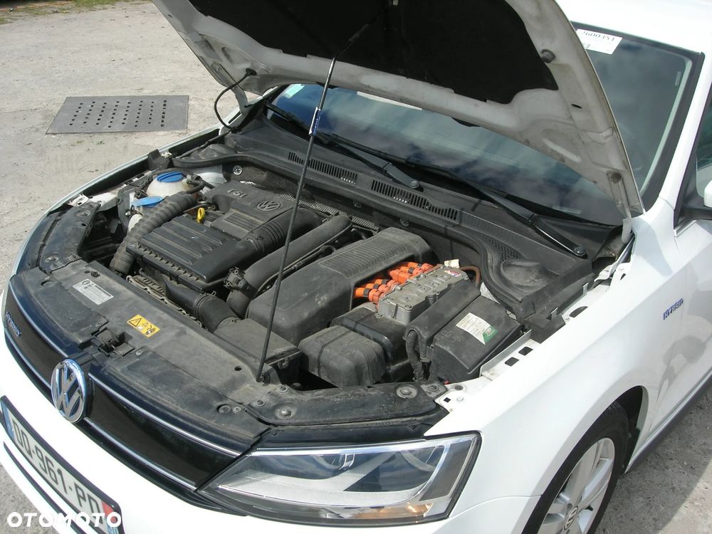Volkswagen Jetta Hybrid - 10
