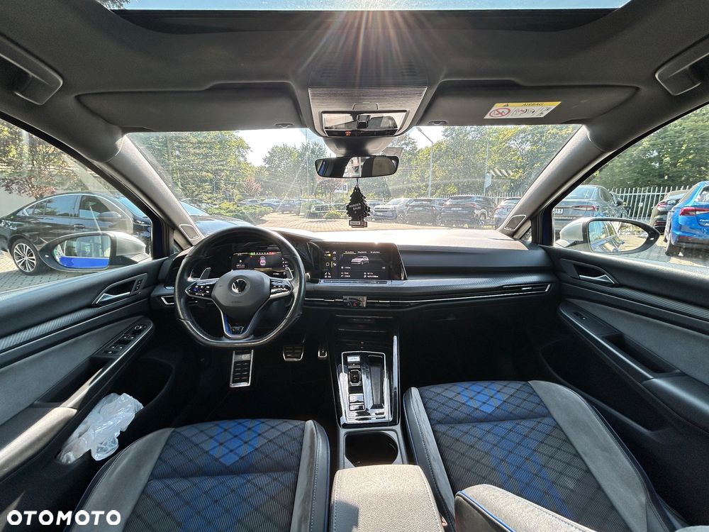 Volkswagen Golf - 12