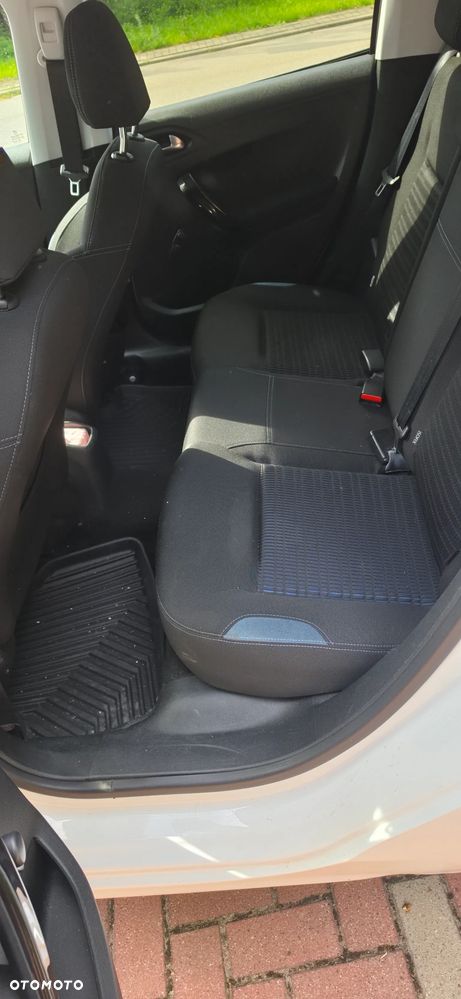 Peugeot 208 1.2 PureTech Active - 15
