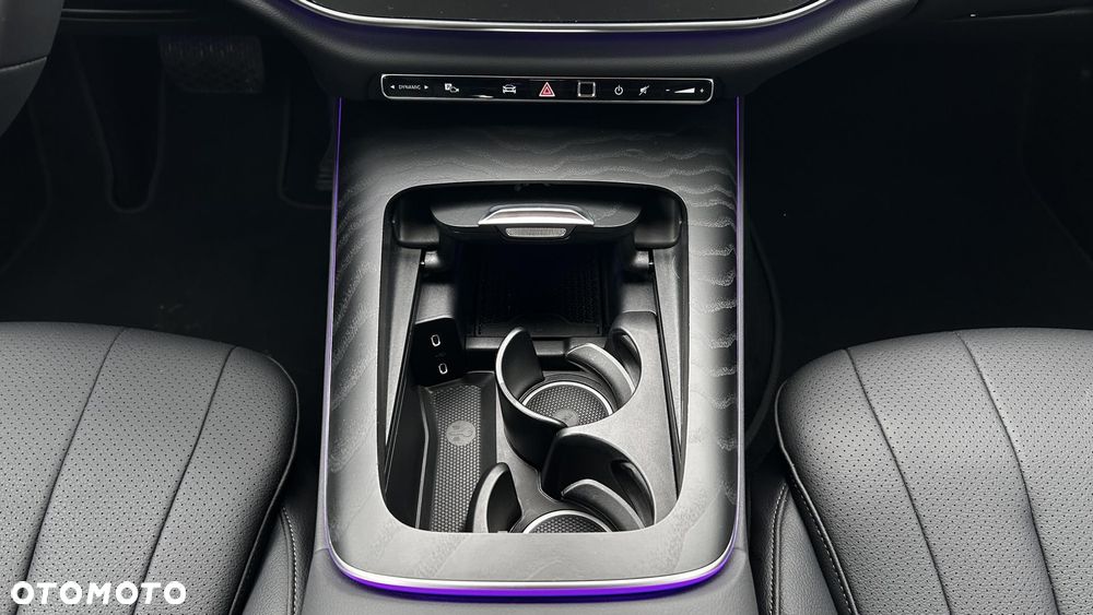 Mercedes-Benz Klasa E - 21