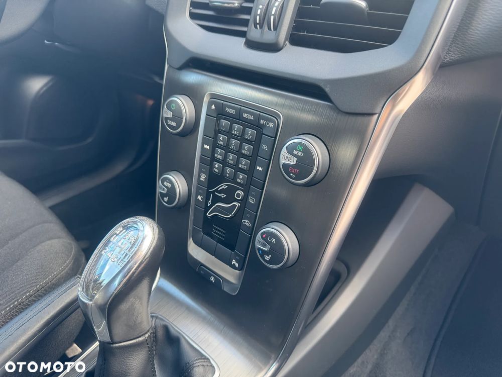 Volvo V40 - 26