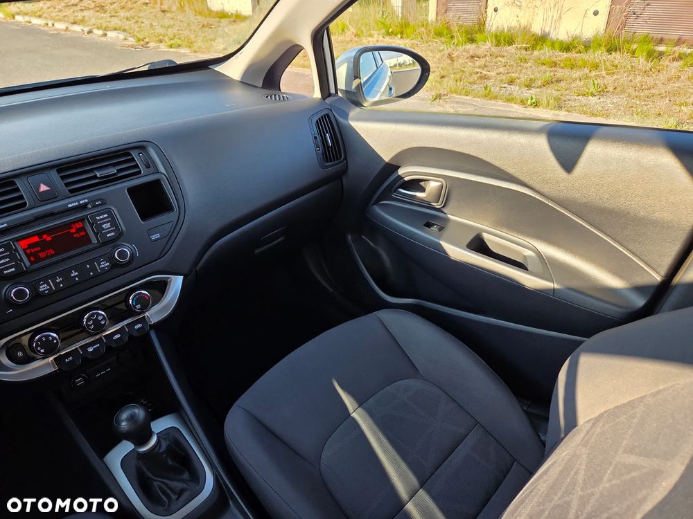 Kia Rio 1.2 Spirit - 11