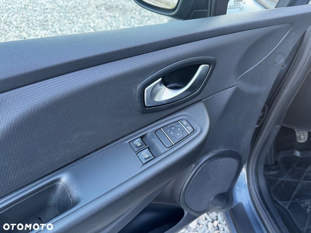 Renault Clio 1.2 16V 75 Start - 17