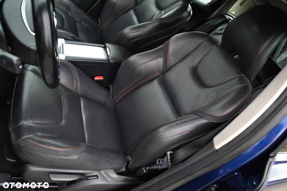Volvo XC 60 D4 Geartronic Ocean Race - 28