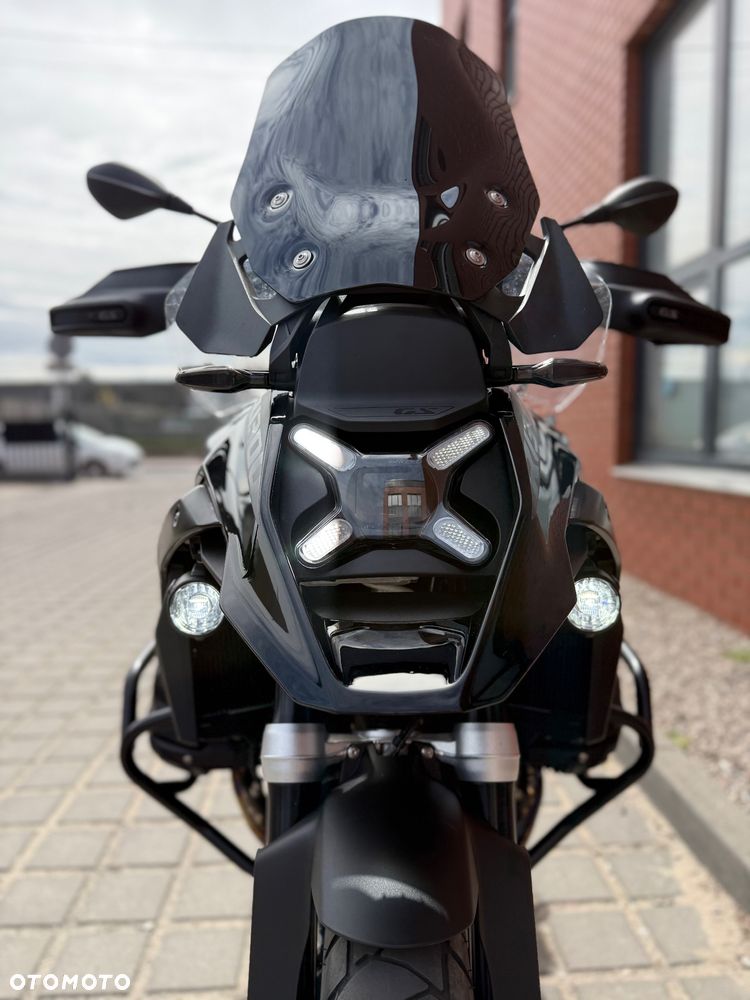 BMW R - 12