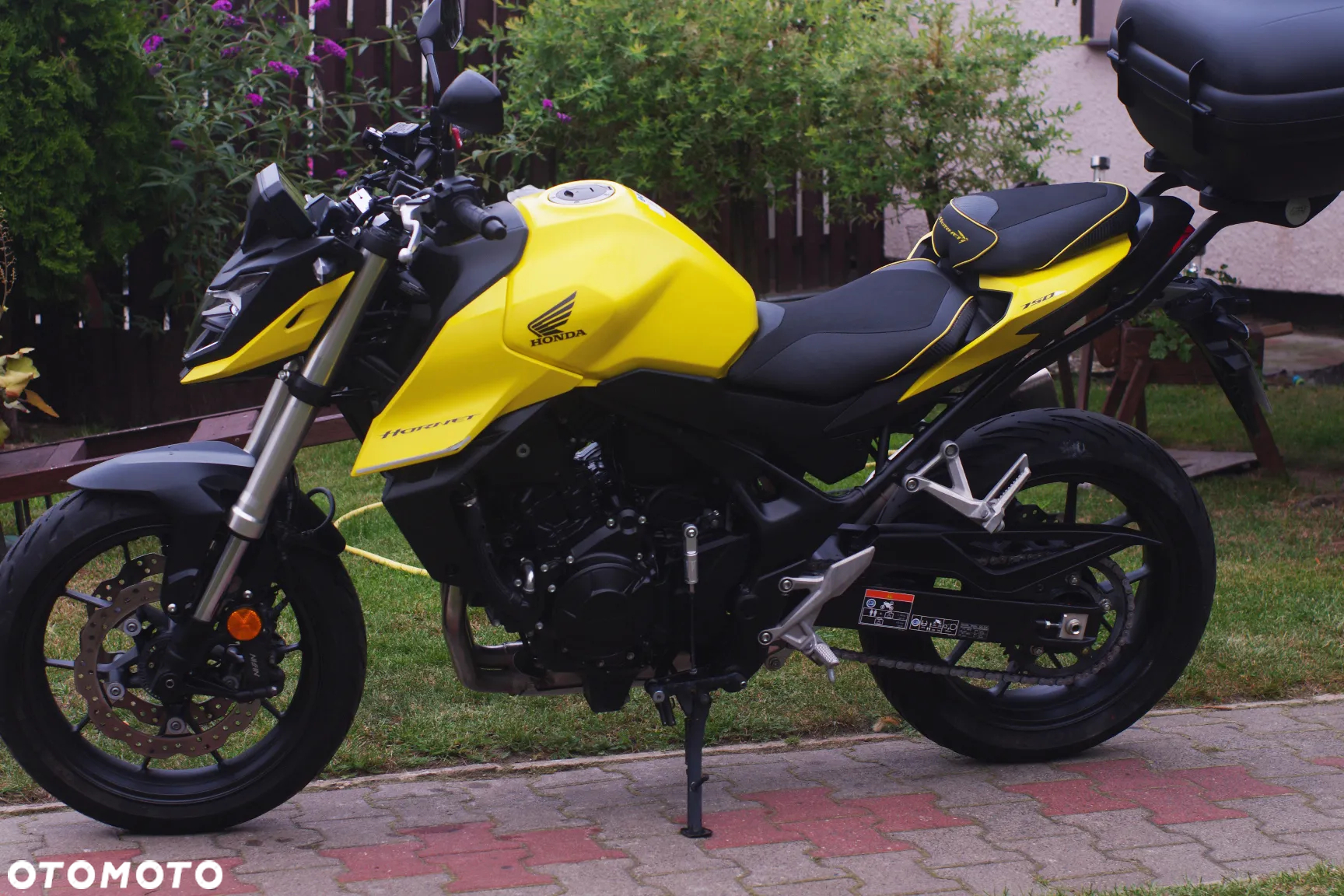 Honda CB - 23