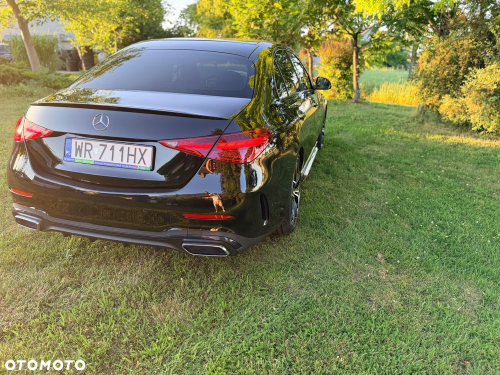 Mercedes-Benz Klasa C 300 9G-TRONIC AMG Line - 4