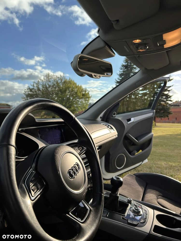 Audi A4 Avant 2.0 TDI - 7