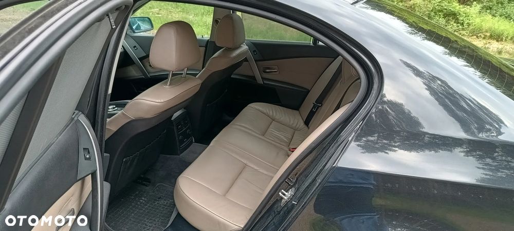 BMW Seria 5 520d - 10