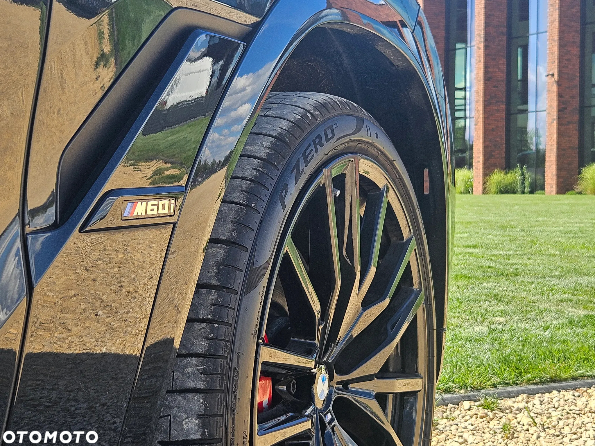 BMW X6 M50i - 13