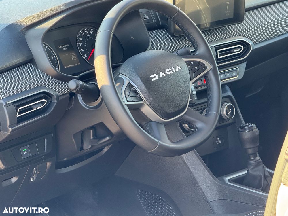 Dacia Logan ECO-G 100 MT6 Expression - 8