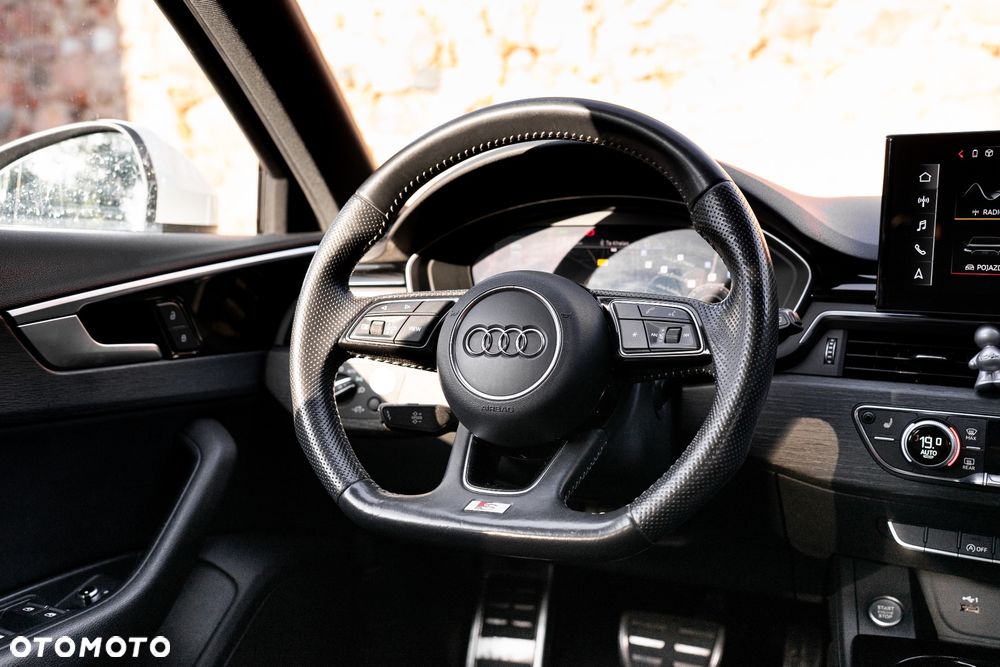 Audi A4 Avant - 33