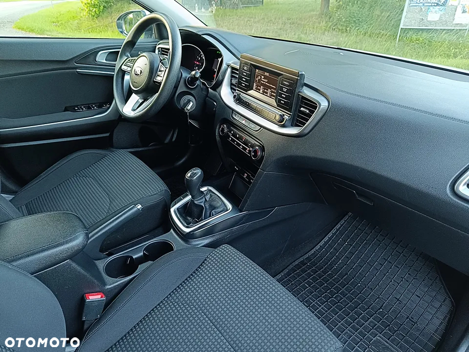 Kia Ceed 1.0 T-GDI S - 29