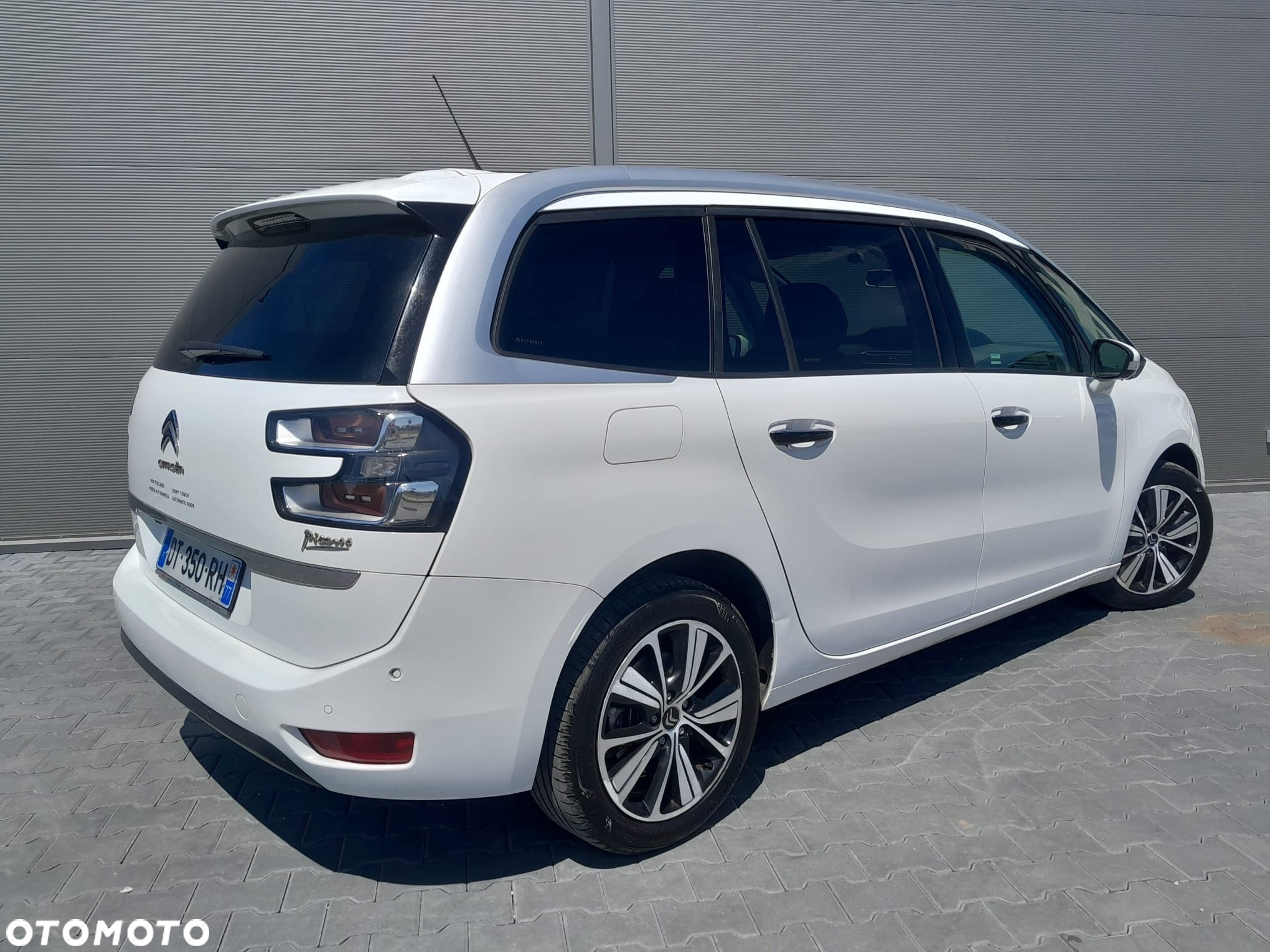 Citroën C4 Grand Picasso BlueHDi 120 EAT6 Exclusive - 3
