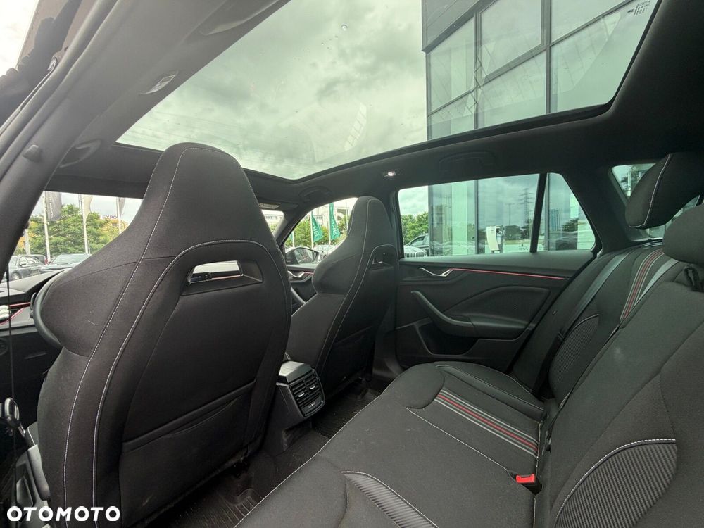 Skoda Kamiq 1.5 TSI Monte Carlo DSG - 29