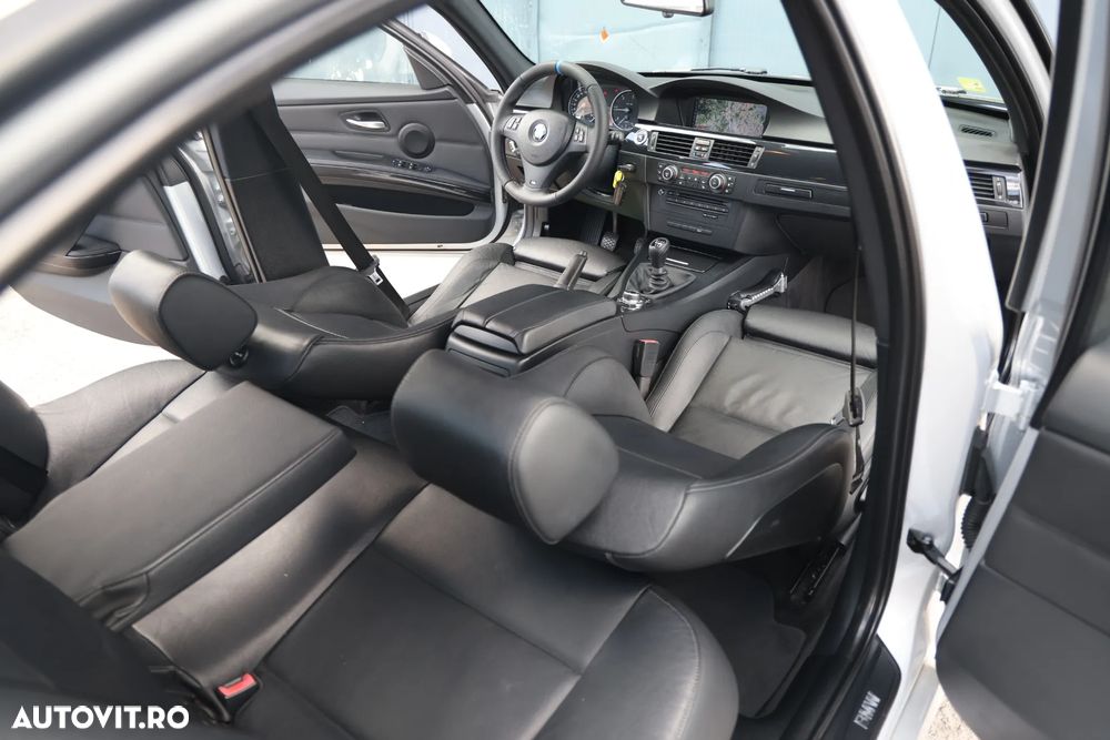 BMW Seria 3 320d - 15