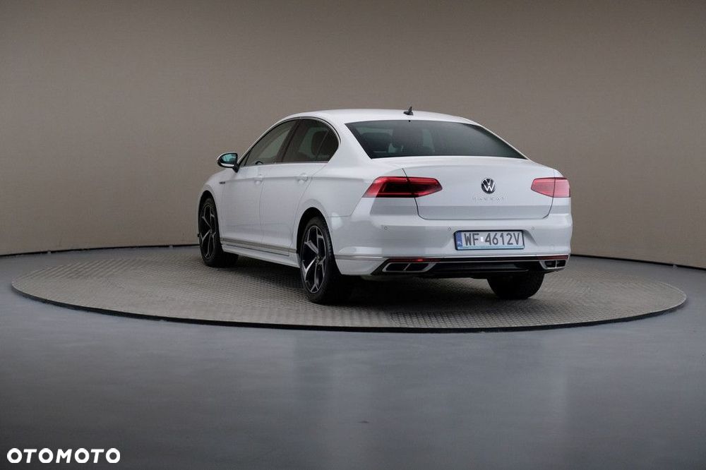 Volkswagen Passat 1.5 TSI EVO Elegance DSG - 2