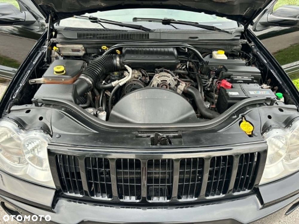 Jeep Grand Cherokee - 18