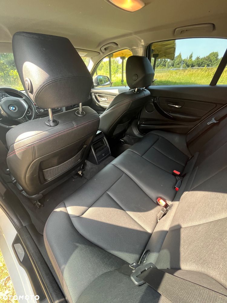 BMW Seria 3 316d M Sport EU6 - 9