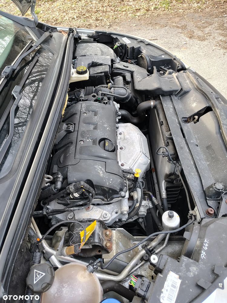 Citroën C4 VTi 120 Exclusive - 17