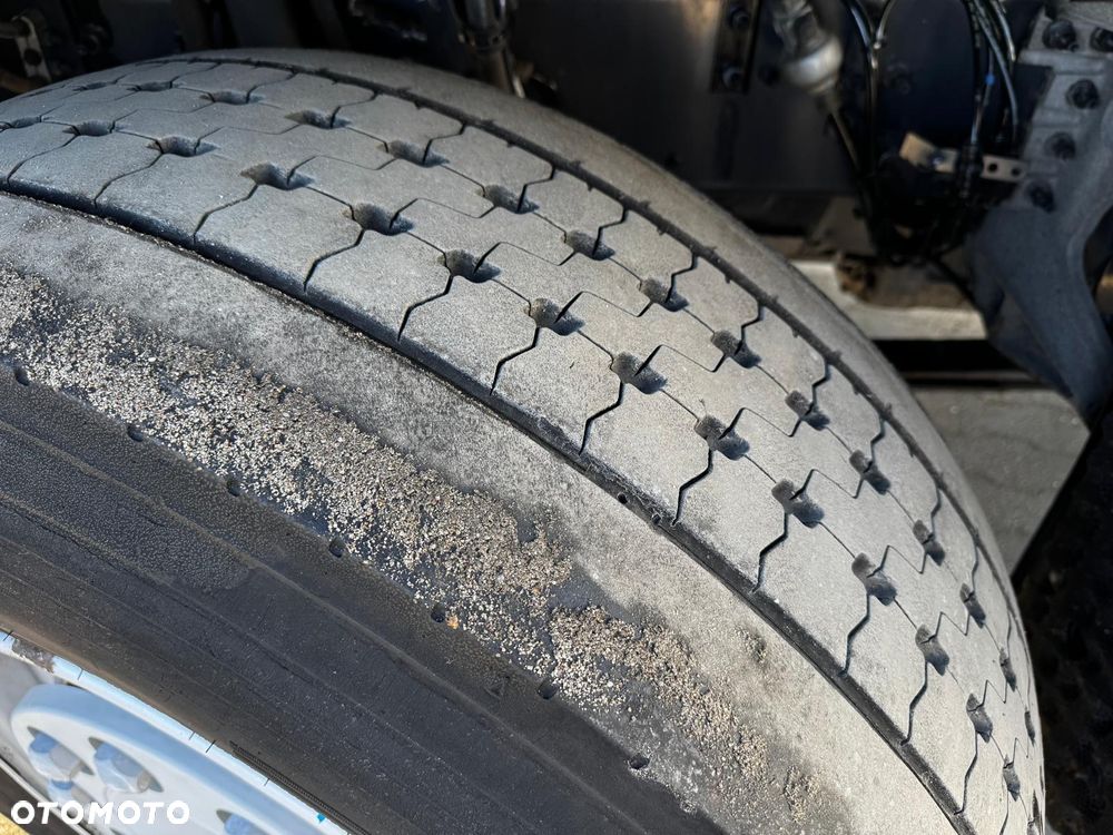 Renault T480 Evo High Cab - 13