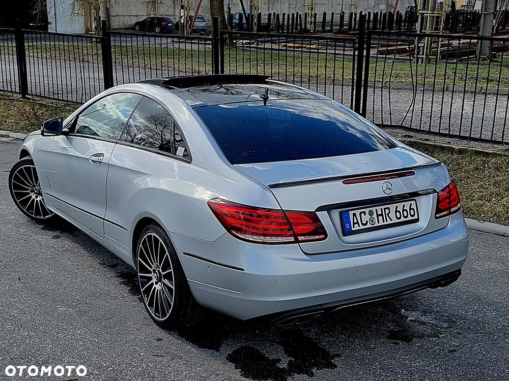 Mercedes-Benz Klasa E - 14