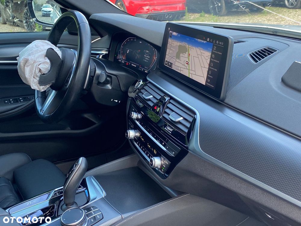 BMW Seria 5 - 25