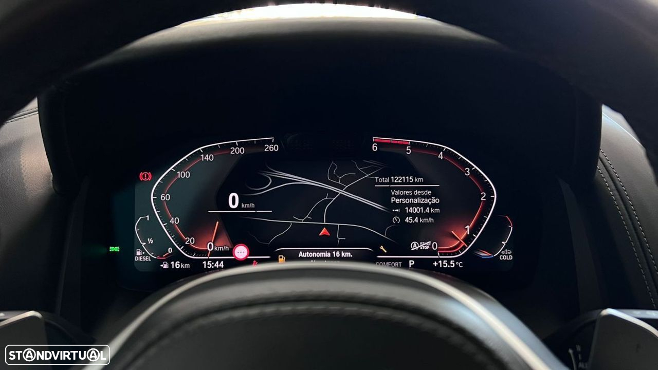 BMW 840 d xDrive Pack M - 29