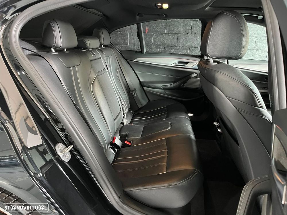 BMW M550d xDrive Auto - 13